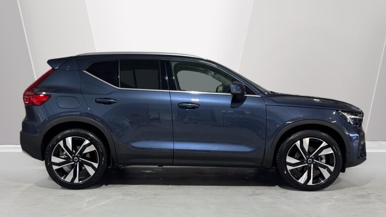Volvo XC40 2.0 B4P Ultra Bright 5dr Auto Petrol Estate